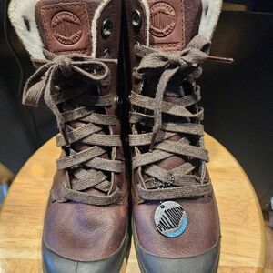 Cute Pallium boots